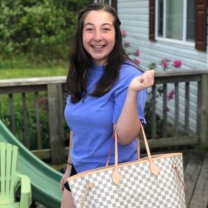 Meet your Posher, Madison